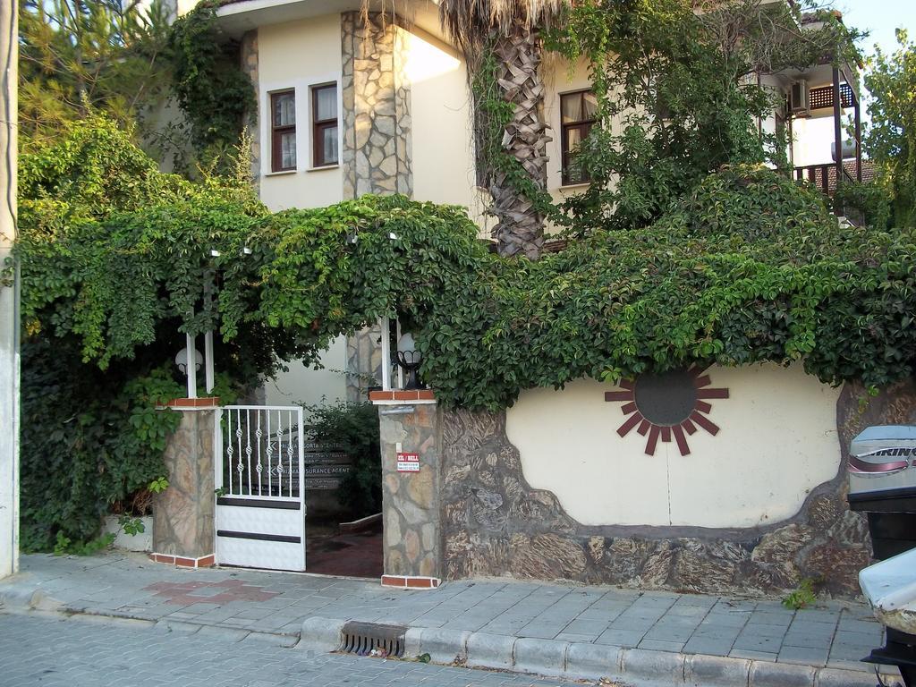 Erciyes Apart Hotel Fethiye Exterior photo