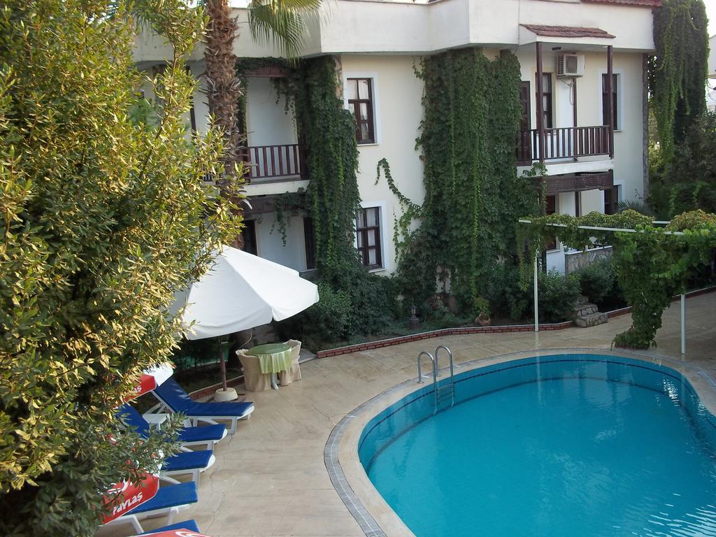 Erciyes Apart Hotel Fethiye Exterior photo