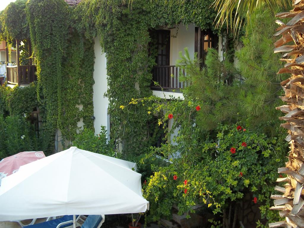 Erciyes Apart Hotel Fethiye Exterior photo