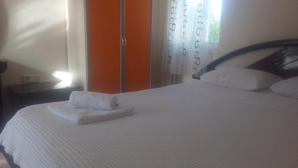 Erciyes Apart Hotel Fethiye Exterior photo