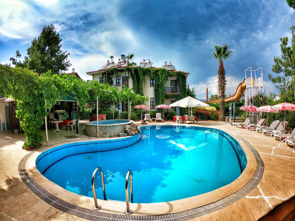 Erciyes Apart Hotel Fethiye Exterior photo